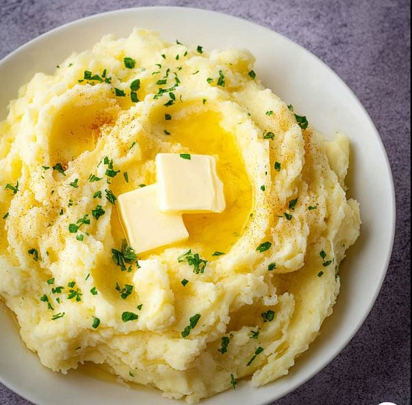 Mashed Potatoes: The Creamiest, Dreamiest Comfort Food Ever 2 Mashed Potatoes