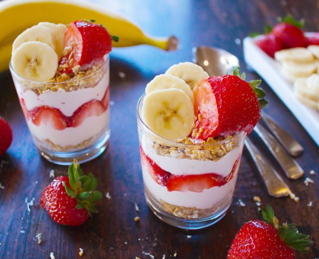 Delightful Strawberry Banana Cream Dessert Cups (No-Bake)