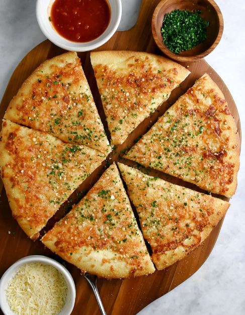 Cheesy Garlic Bread Pizza Slices: A Comforting Delight 1 Cheesy Garlic Bread Pizza