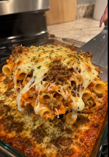 Cheesy Baked Beef Rigatoni