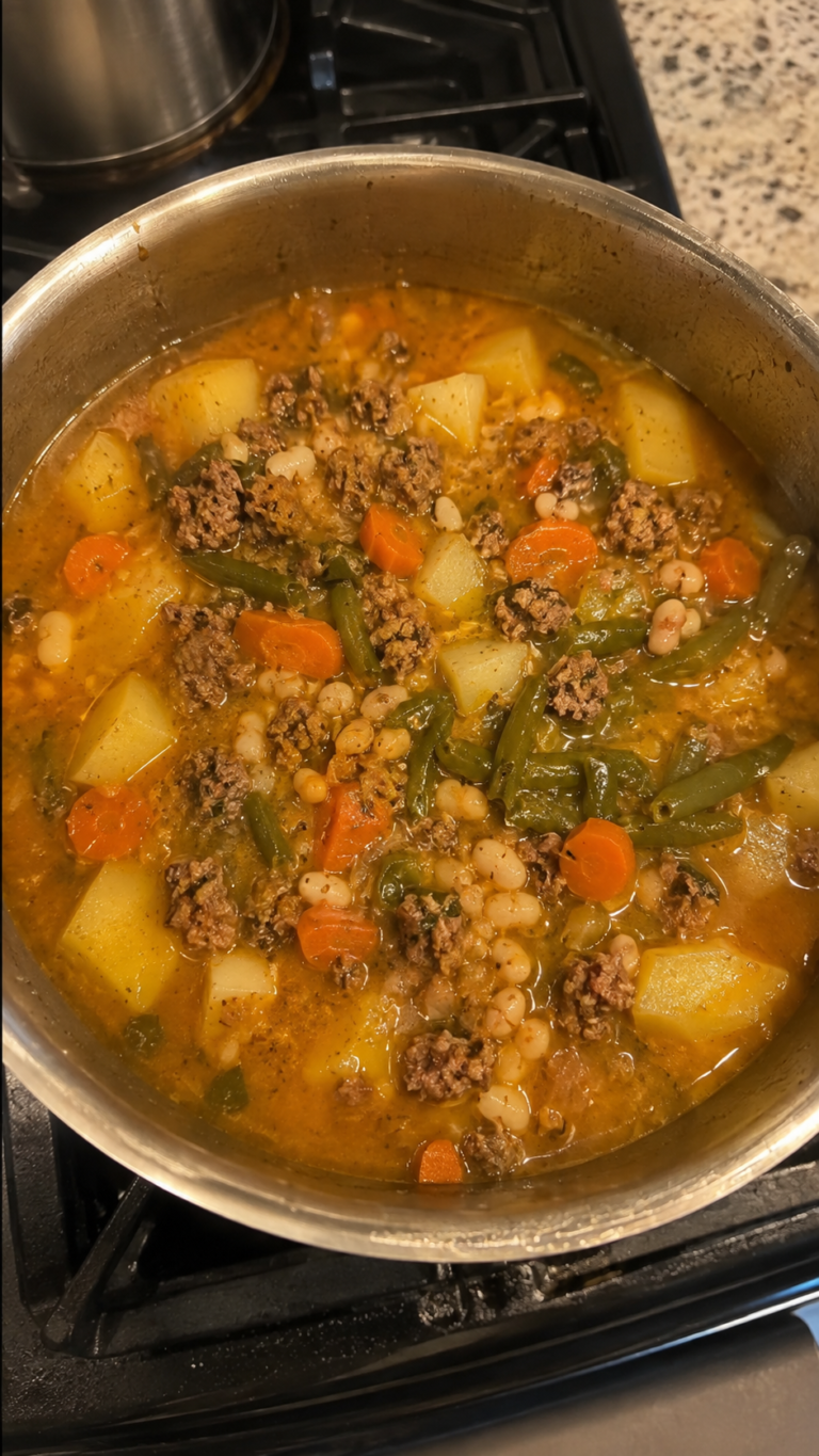 Hearty Ground Beef and Vegetable Soup